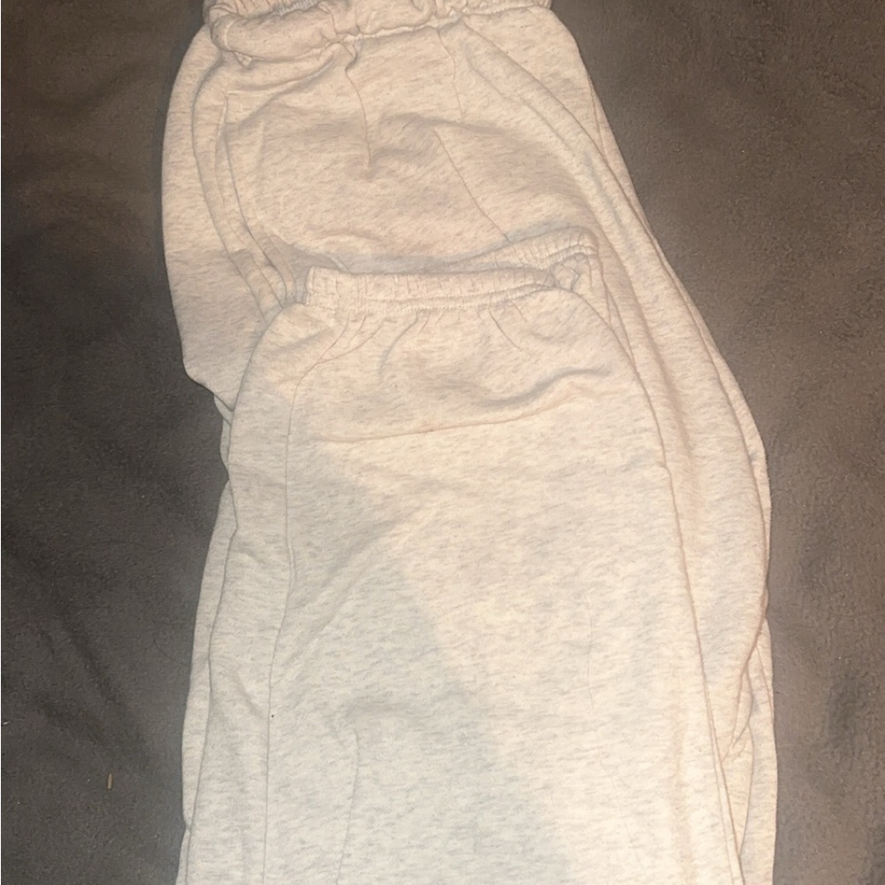 Old Navy Women's Cream Jogger Pants